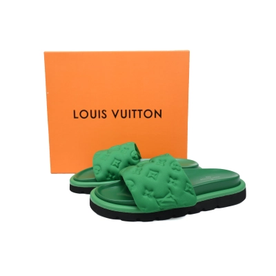 PK God Batch LOUIS VUITTON Pool Pillow Comfort Black green cloth 02