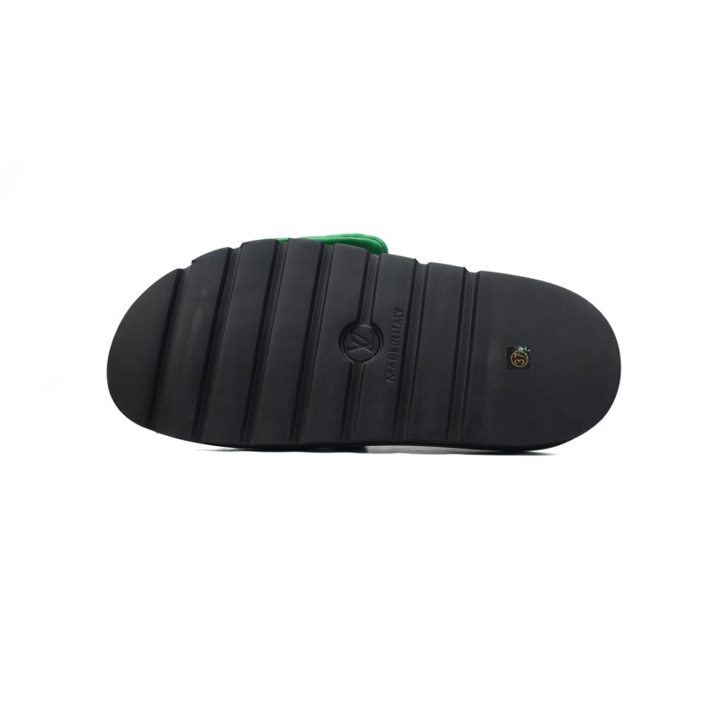 PK God Batch LOUIS VUITTON Pool Pillow Comfort Black green cloth