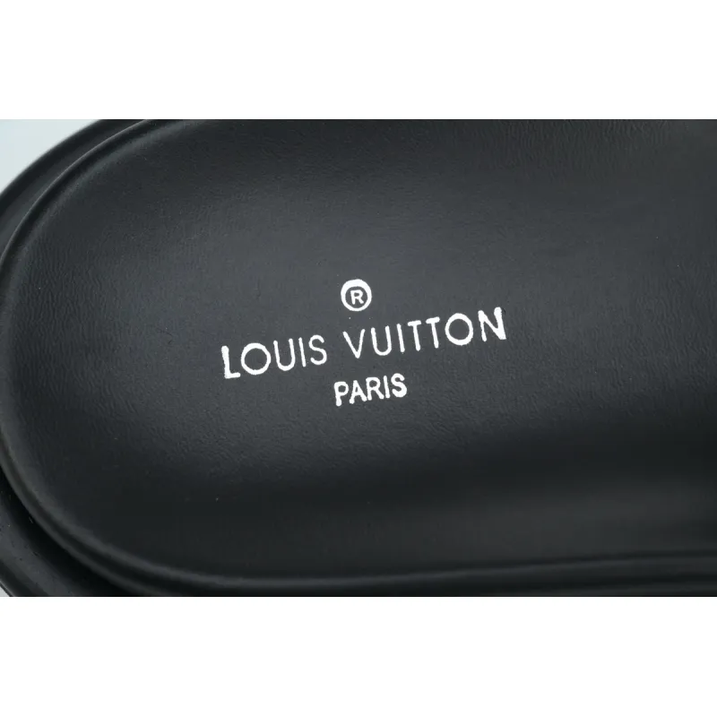 PK God Batch LOUIS VUITTON Pool Pillow Comfort Black relief