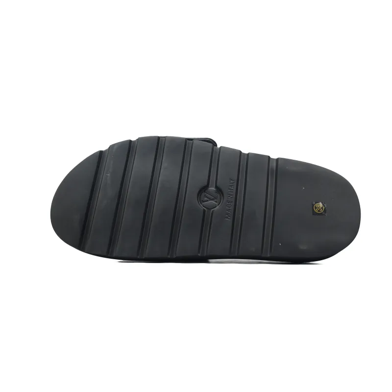 PK God Batch LOUIS VUITTON Pool Pillow Comfort Black relief
