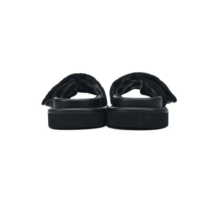 PK God Batch LOUIS VUITTON Pool Pillow Comfort Black relief