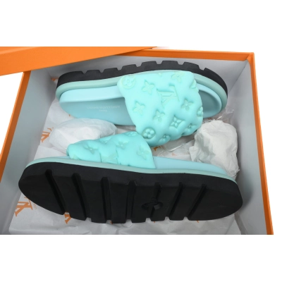 PK God Batch LOUIS VUITTON Pool Pillow Comfort Light blue bread 02