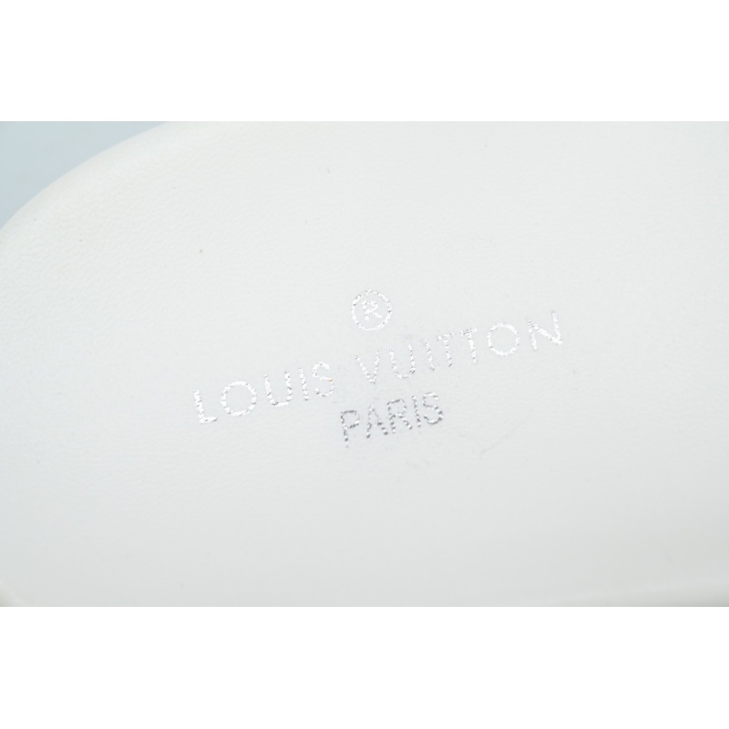 PK God Batch LOUIS VUITTON Pool Pillow white