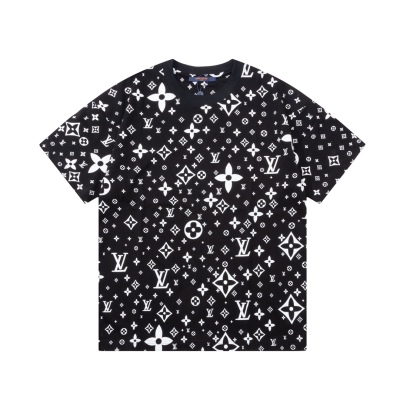  Louis Vuitton T-shirt Black 01