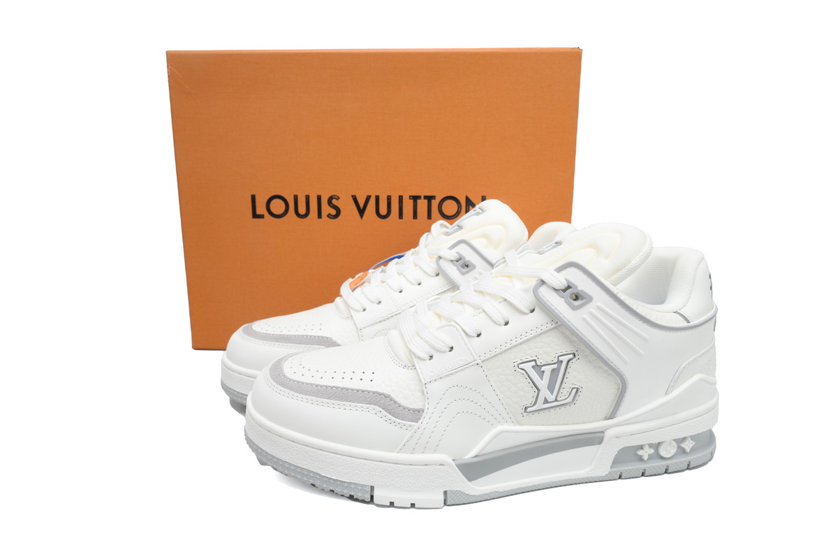 PK God Batch LOUIS VUITTON Trainer White cement