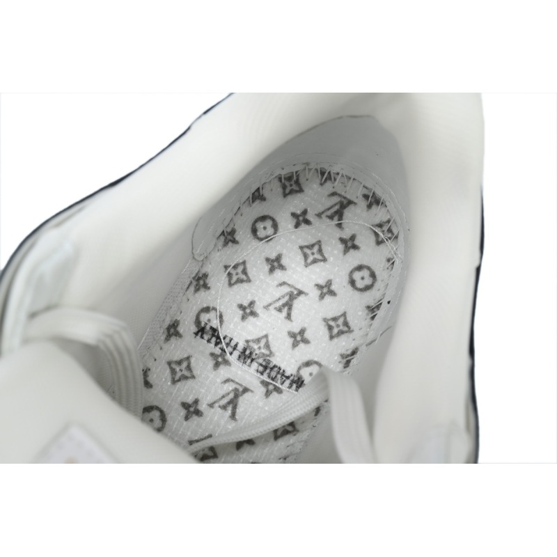 PK God Batch LOUIS VUITTON Trainer Black and White