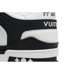 PK God Batch LOUIS VUITTON Trainer Black and White