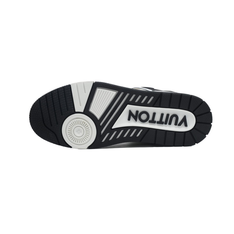 PK God Batch LOUIS VUITTON Trainer Black and White