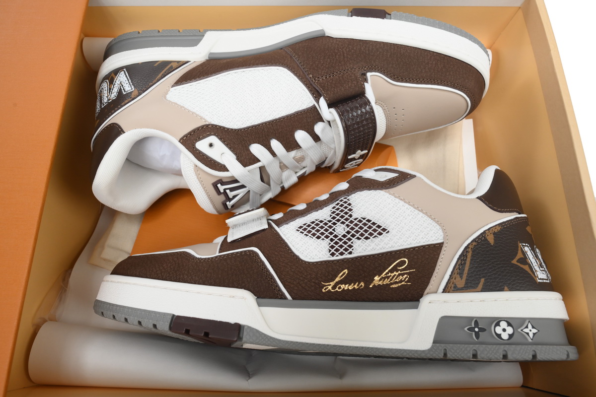 PK God Batch LOUIS VUITTON Trainer Coffee