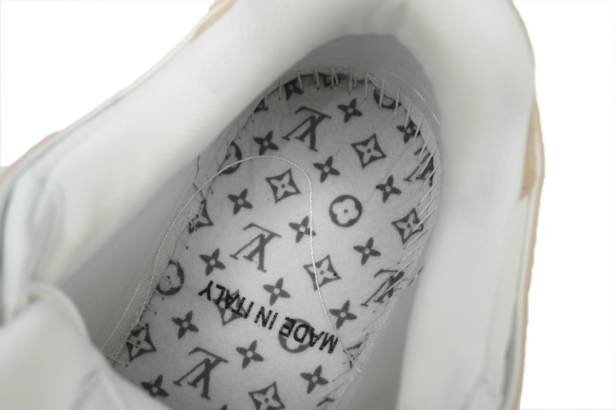 PK God Batch LOUIS VUITTON Trainer White Khaki