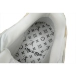 PK God Batch LOUIS VUITTON Trainer White Khaki