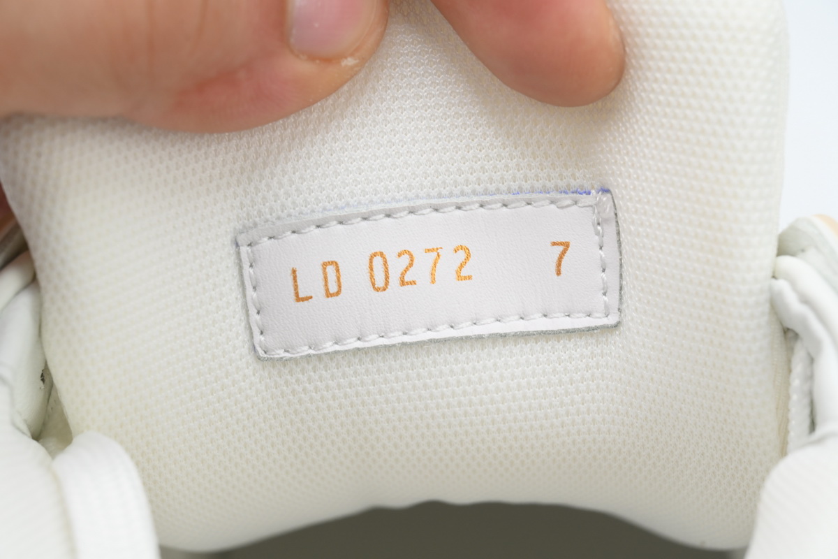 PK God Batch LOUIS VUITTON Trainer White Khaki