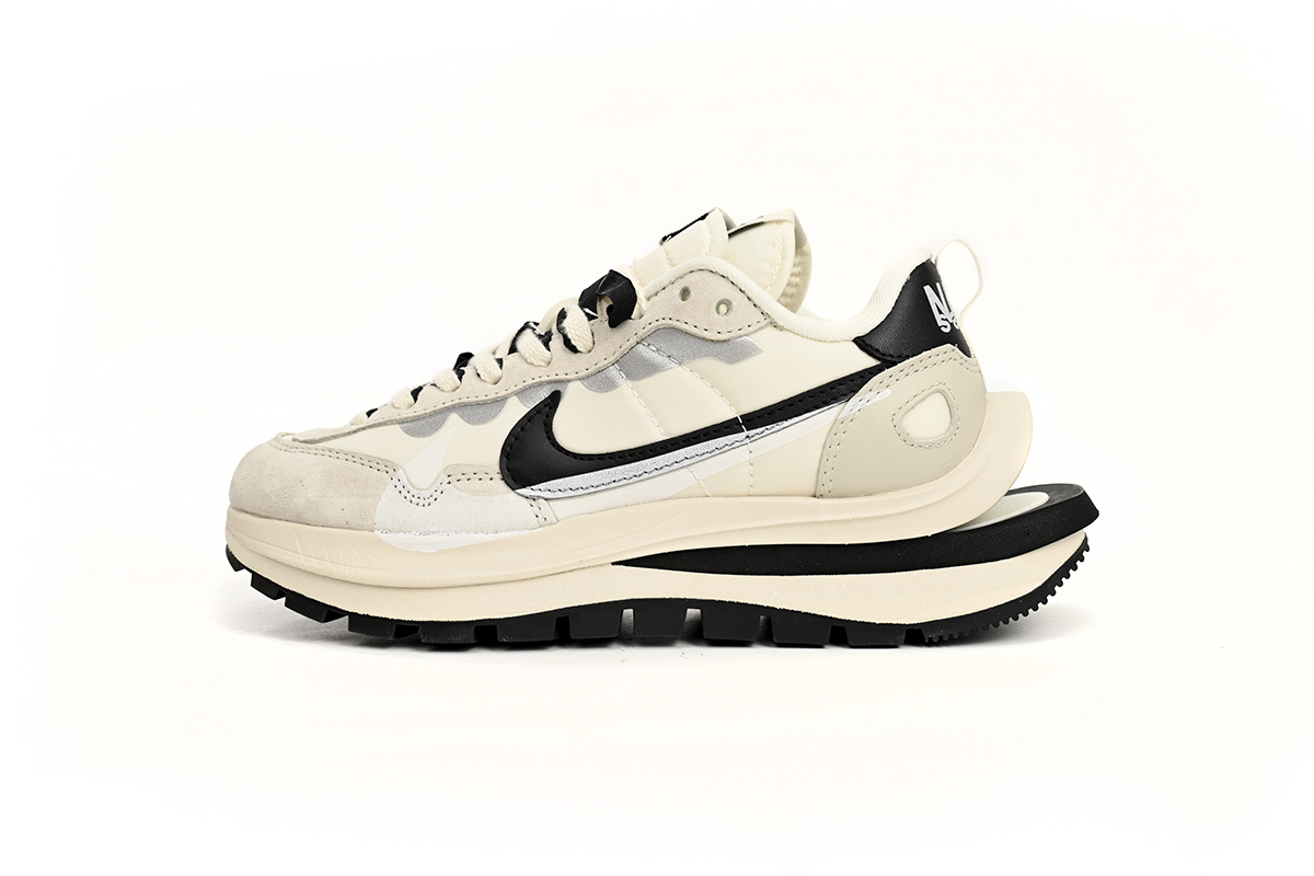 PKstockx Sacai x Nike VaporWaffle Sesame and Beige Black DD1875-101