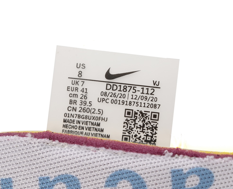 PKstockx Sacai x Nike VaporWaffle Sesame and Beige Haze Blue DD1875-112