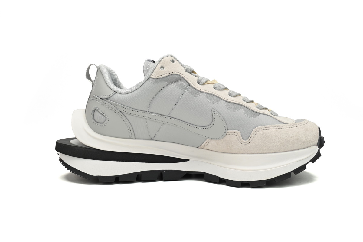 PKstockx Sacai x VaporWaffle 3.0 Pale DD1875-108