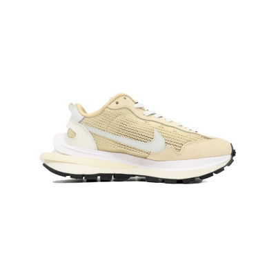 PKstockx Sacai x VaporWaffle “Tour Yellow ” CV1363-108 02