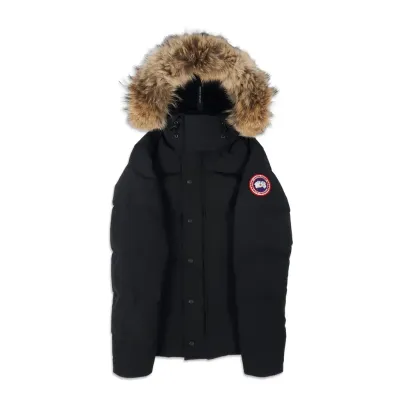 Canada Goose Wyndham Parka 02