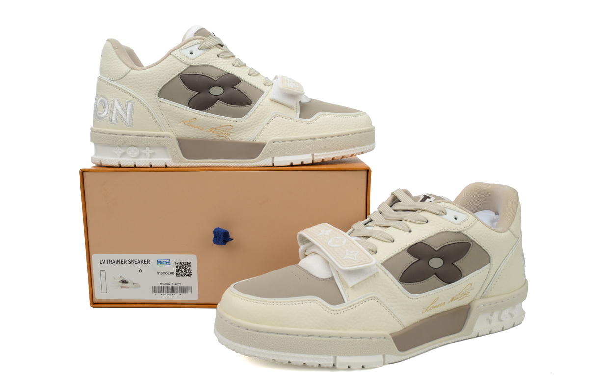 PK God Batch LOUIS VUITTON Trainer Monogram Flower Beige