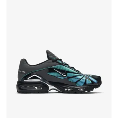 Air Max Tailwind V x Skepta Chrome Blue 02