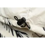 The North Face Splicing White And Black Zebra