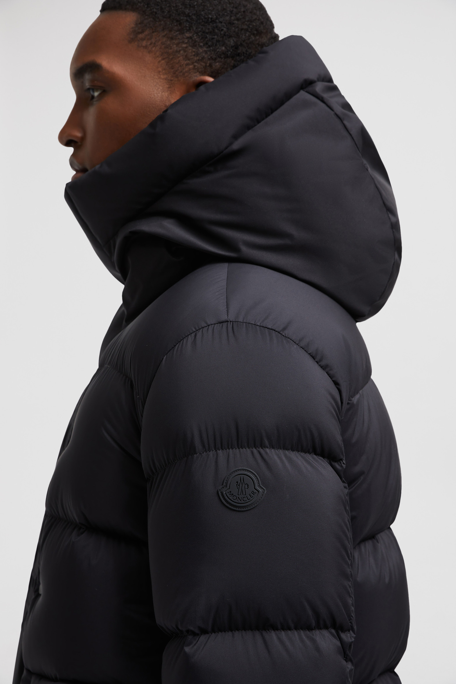 MONCLER Madeira Short Down Jacket Black (NFC)