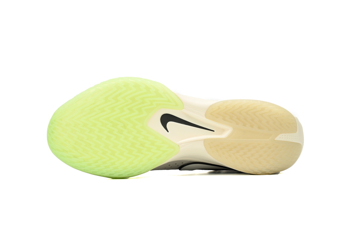 Nike GT Cut 3 "Light Bone/Vapor Green" DV2913 003