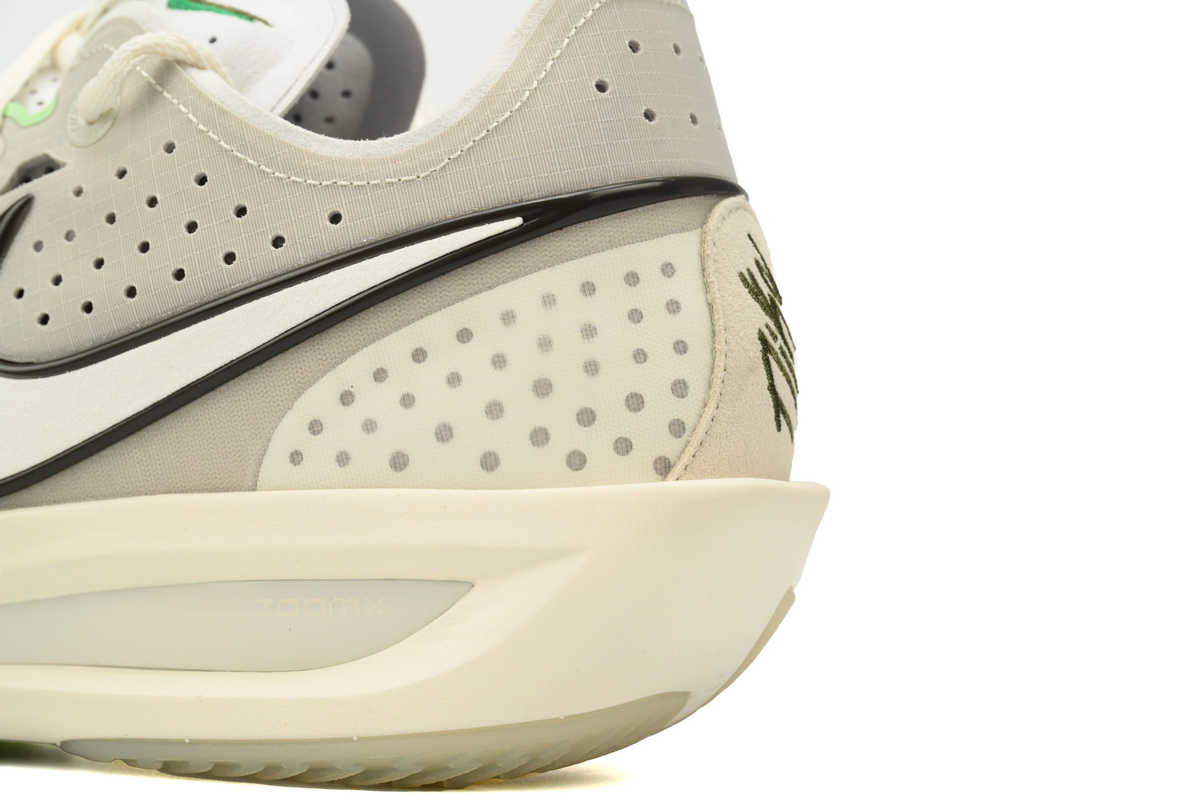 Nike GT Cut 3 "Light Bone/Vapor Green" DV2913 003