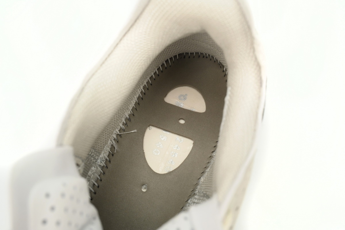 Nike GT Cut 3 "Light Bone/Vapor Green" DV2913 003