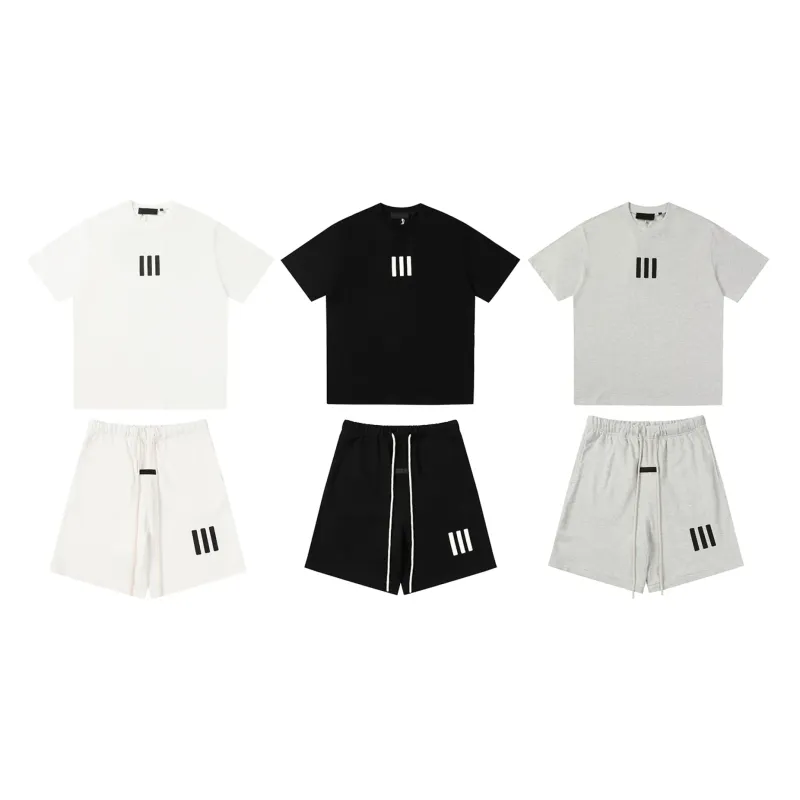  Home All items Fear of God Essentials Shorts & T-shirts Set CX103LC2938933