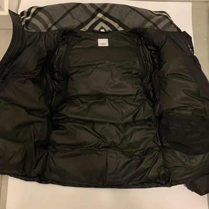 Burberry Hooded Puffer Jacket with Hood Black