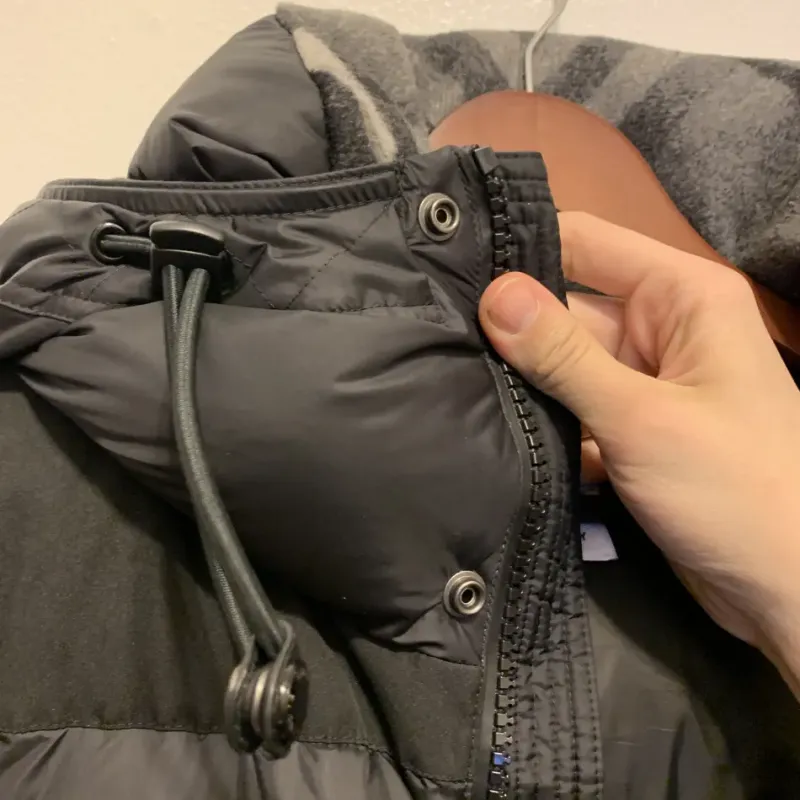 Burberry Hooded Puffer Jacket with Hood Black