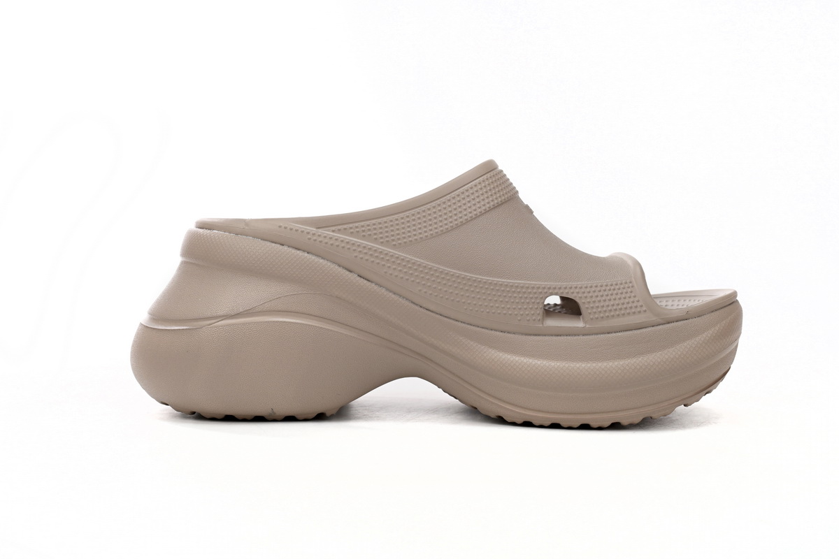 PK God Batch BALENCIAGA Pool Crocs Beige 677386 W1S8E 2500