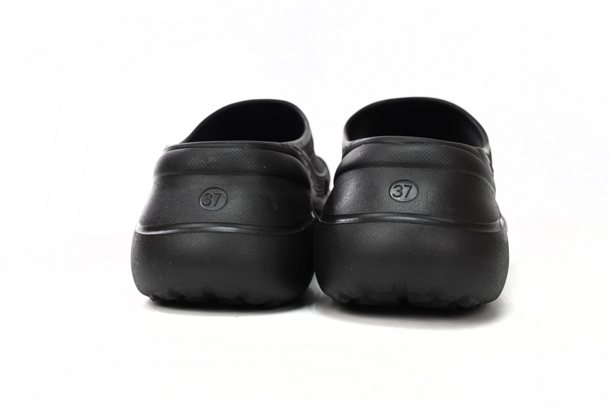 PK God Batch BALENCIAGA Pool Crocs Black 677389 W158E 1000
