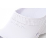 PK God Batch BALENCIAGA Pool Crocs White 677389 W1S8E 9000