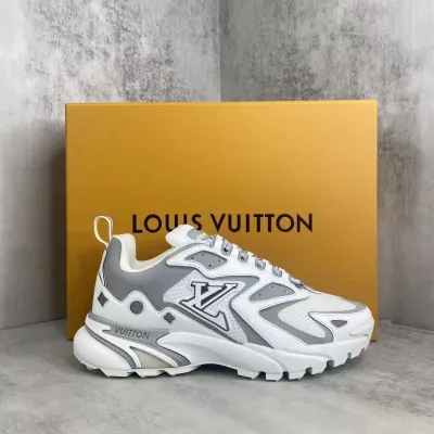 LOUIS VUITTON White 02