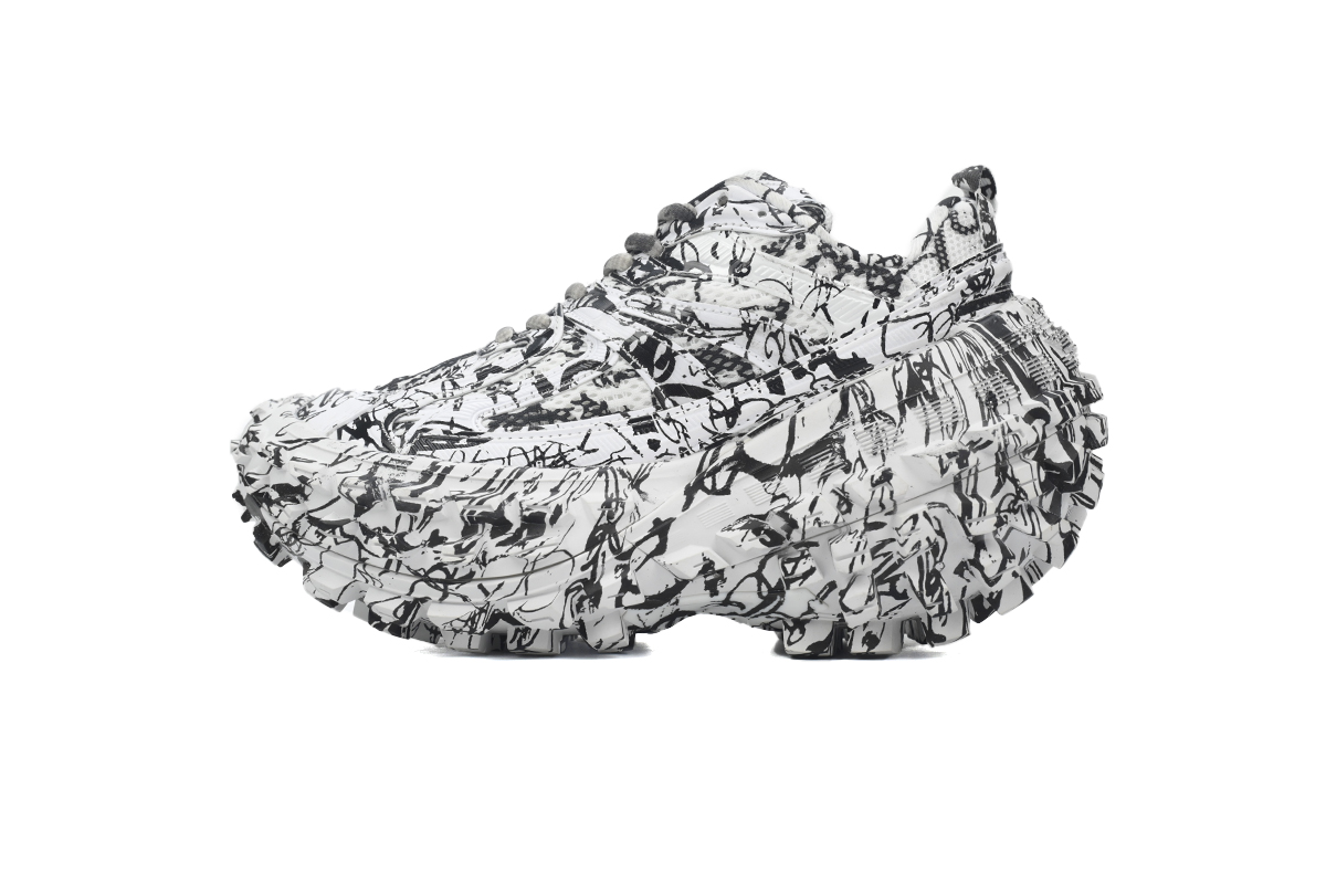 PK God Batch Balenciaga Defender Graffiti 685611 W2RAM 9010