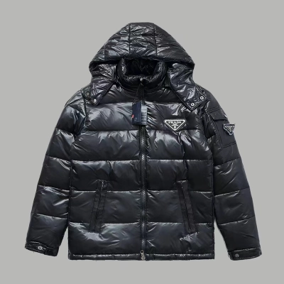 Prada puffer jacket. Medium Black 01