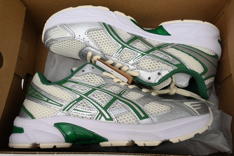  Asics Gel 1130 'Cream Kale'1201A974-100 