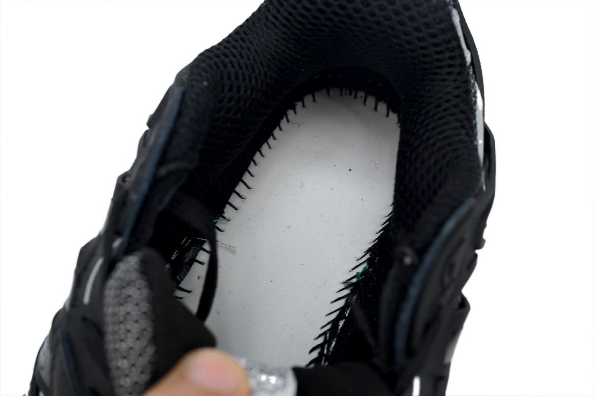 Adidas XLG Runner Deluxe All black