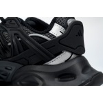 Adidas XLG Runner Deluxe All black