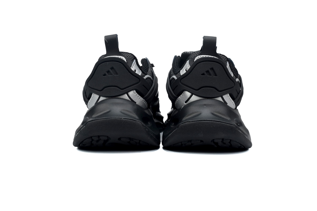Adidas XLG Runner Deluxe All black
