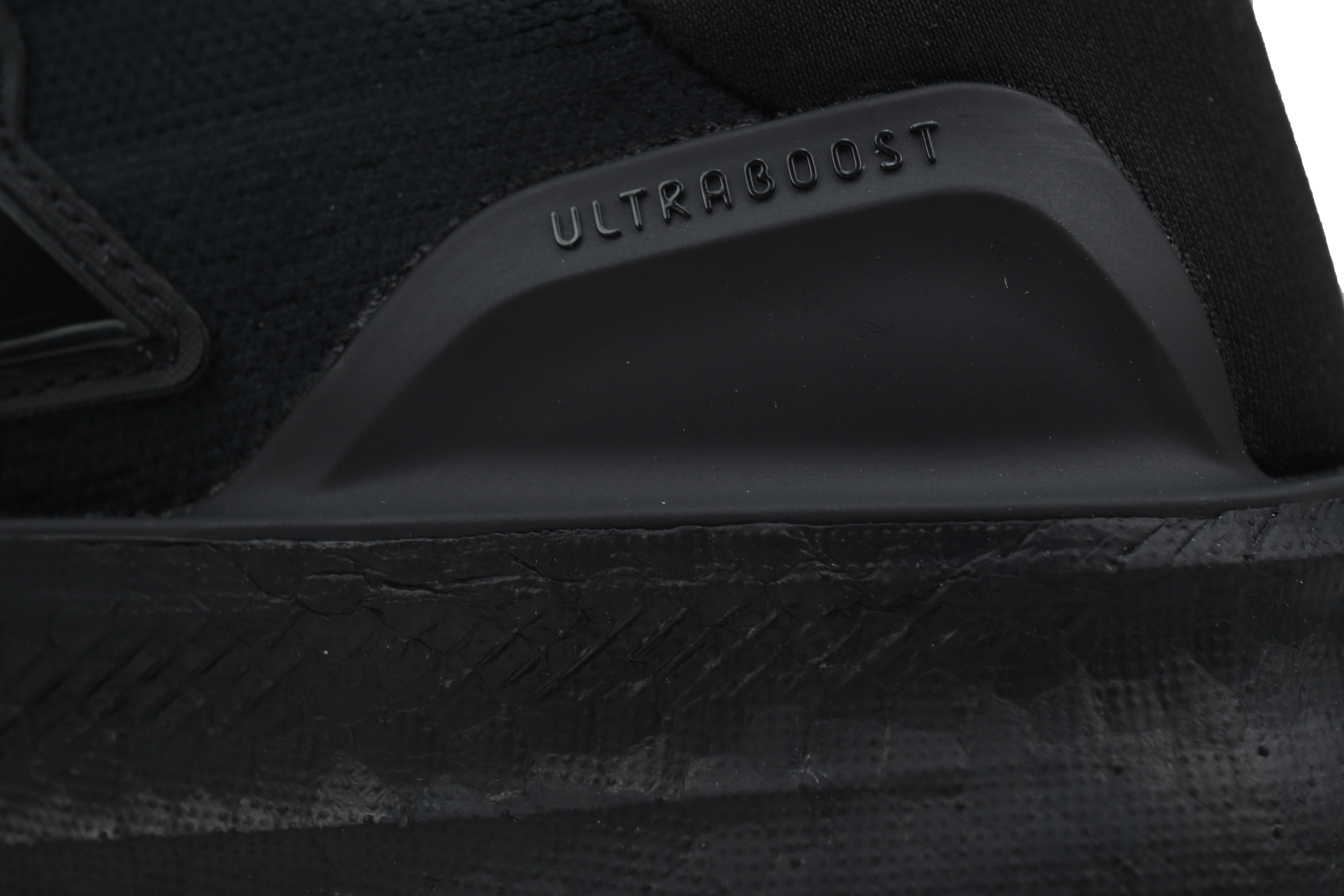 Adidas UltraBoost 5 'Triple Black' ID8812
