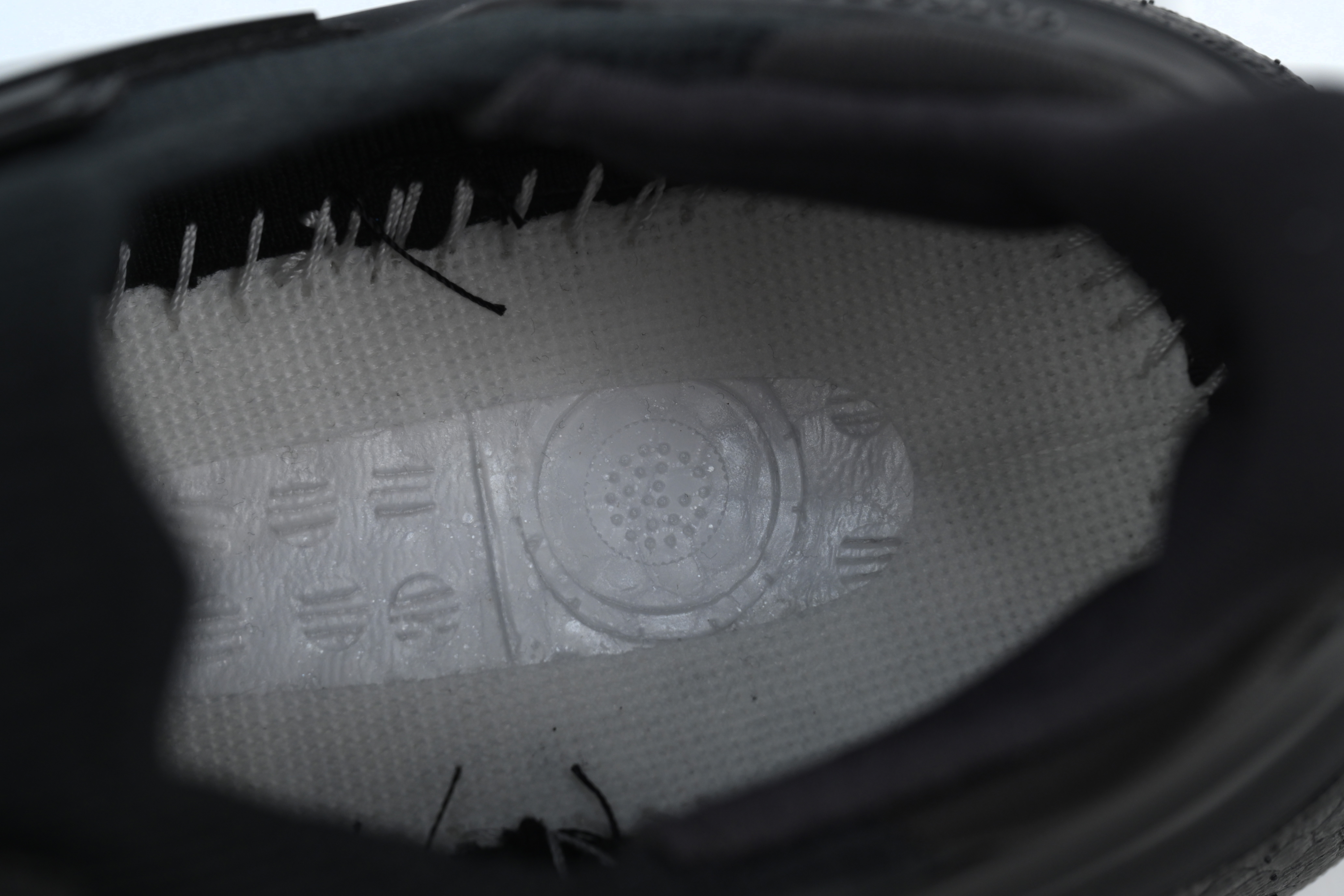 Adidas UltraBoost 5 'Triple Black' ID8812