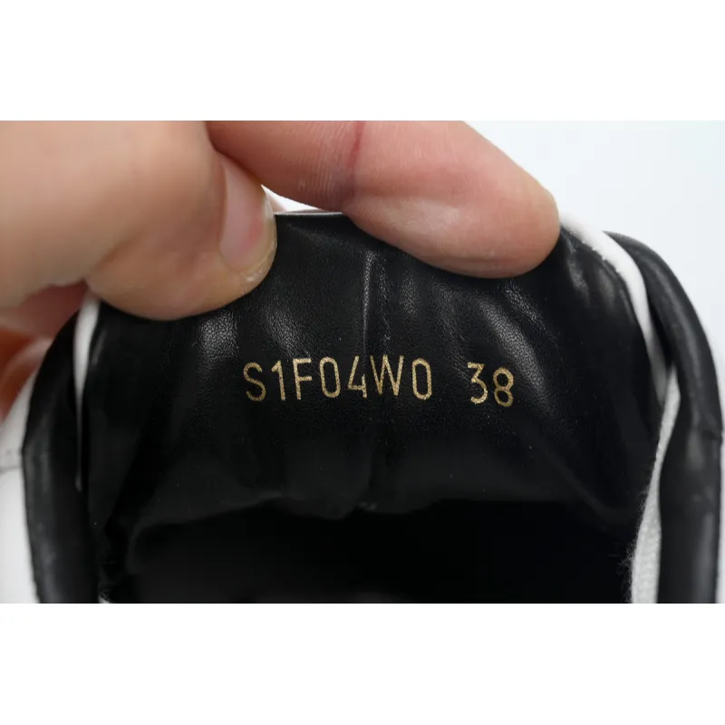 Valentino Garavani ONE STUD Low-Top Sneaker White and grey