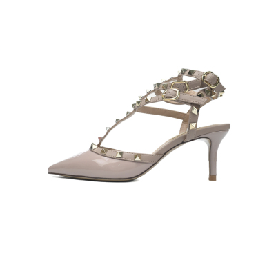 Valentino Garavani Rockstud Pink 01