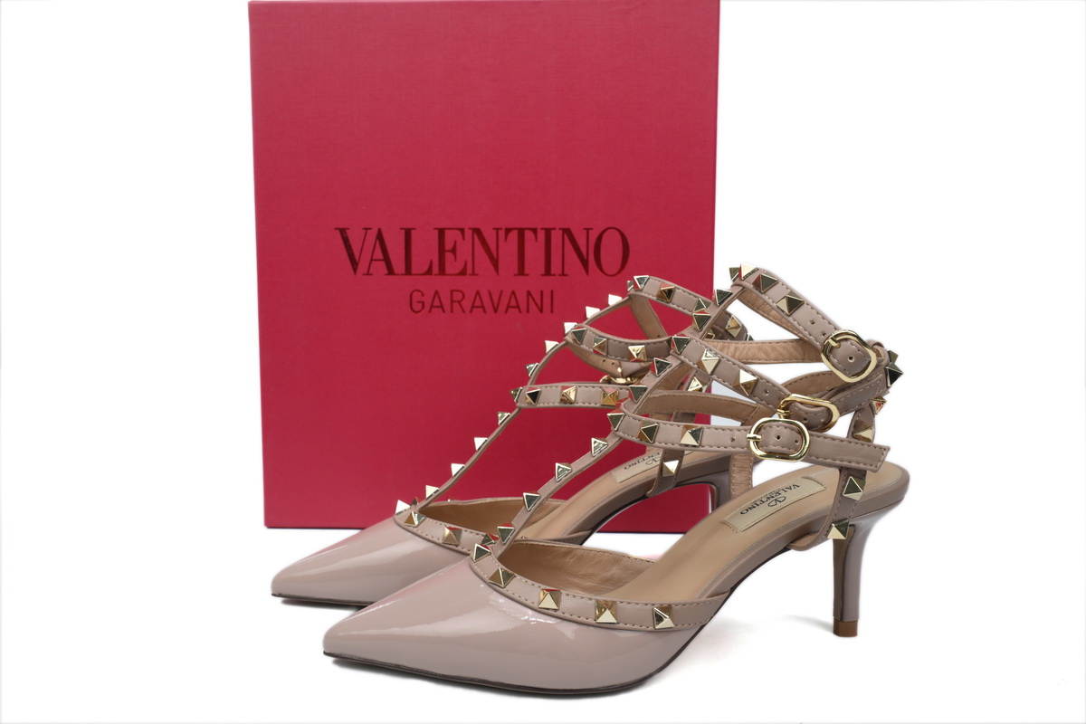 Valentino Garavani Rockstud Pink
