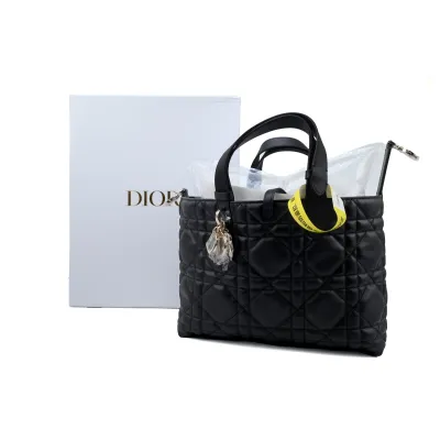 DIOR Toujours series gold pendant lace-up closure rattan pattern 01