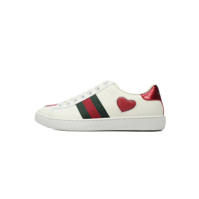 Gucci Ace Embroidered Hearts 01