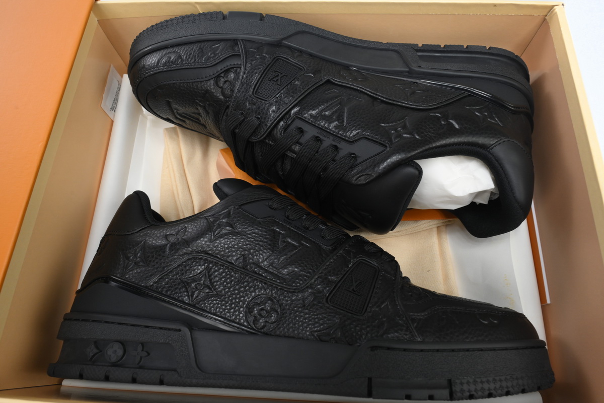 PK God Batch Louis Vuitton Trainer Black 1A7WET