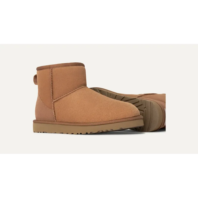 UGG Men's Classic Mini Boot Chestnut